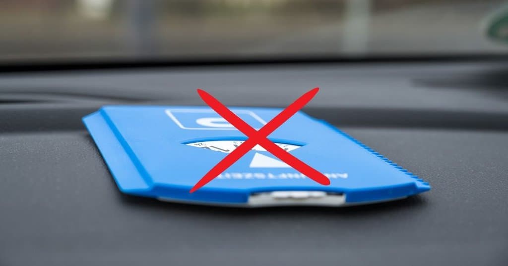 Comment utiliser un disque de stationnement zone bleue ?